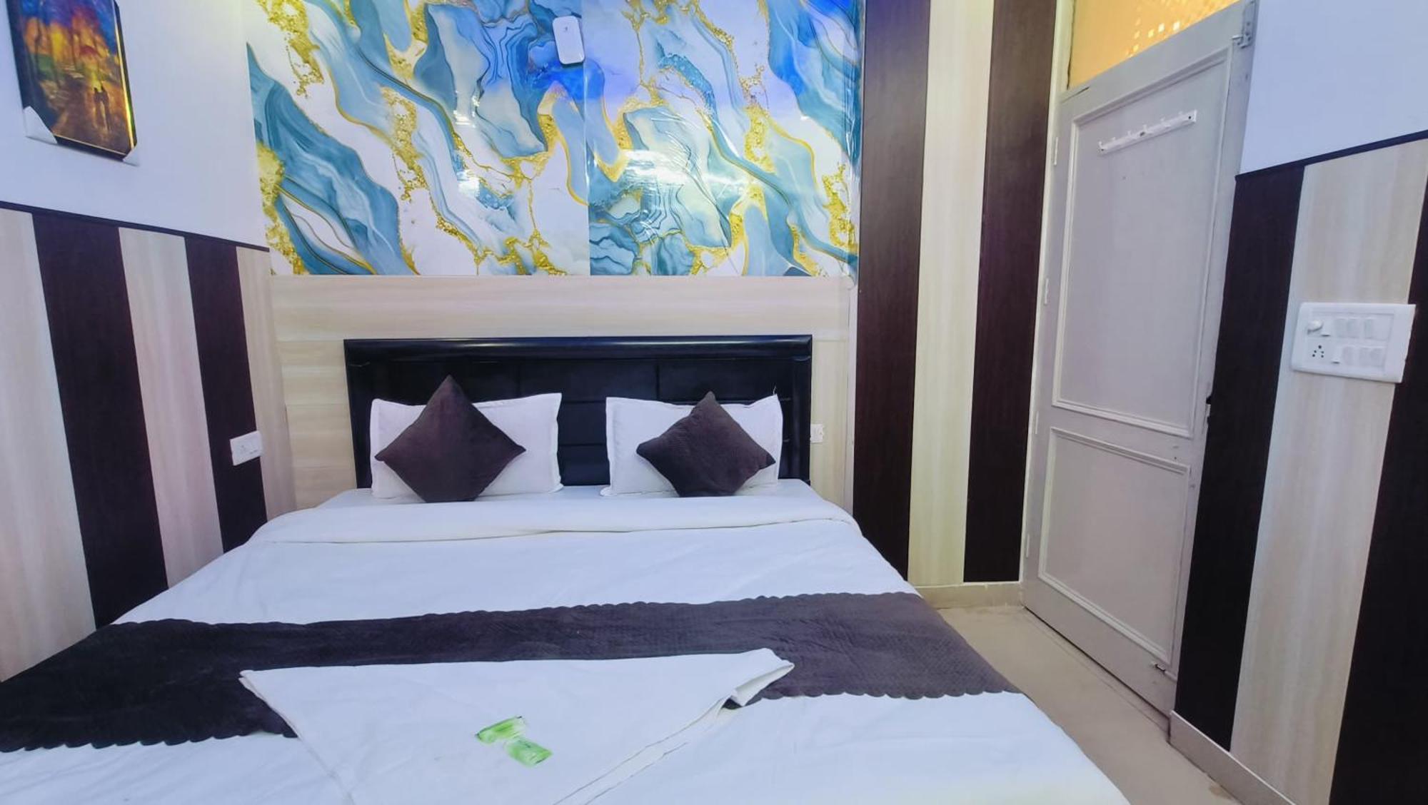 Hotel Mannat Centric - Near Lajpat Nagar Metro New Delhi Extérieur photo