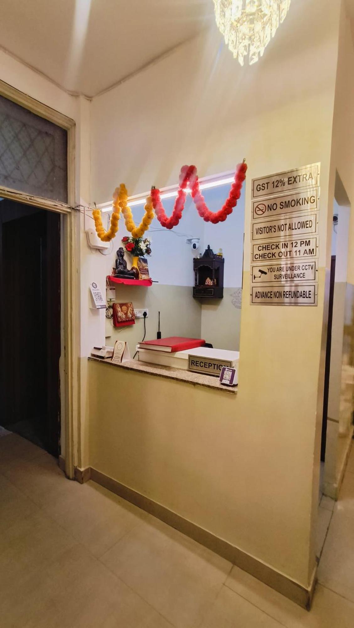 Hotel Mannat Centric - Near Lajpat Nagar Metro New Delhi Extérieur photo