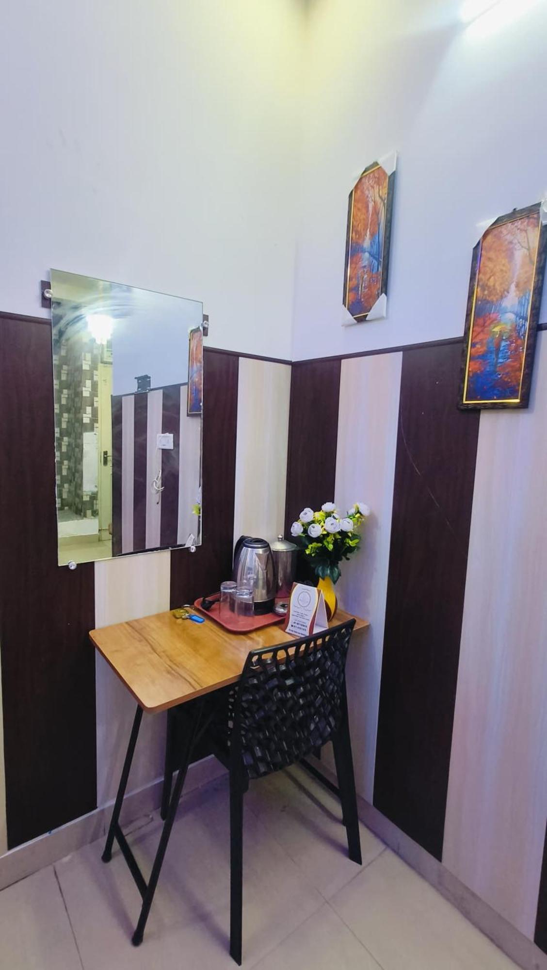 Hotel Mannat Centric - Near Lajpat Nagar Metro New Delhi Extérieur photo
